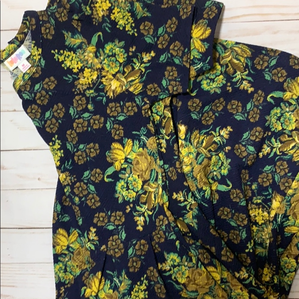 Lularoe Amelia